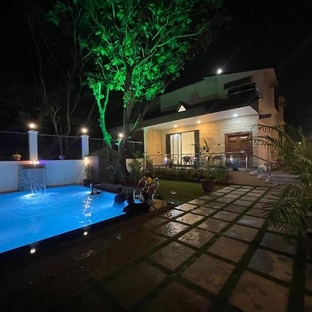 Lavish Villa - 3 Bhk Pool With Lawn Lonavala Extérieur photo
