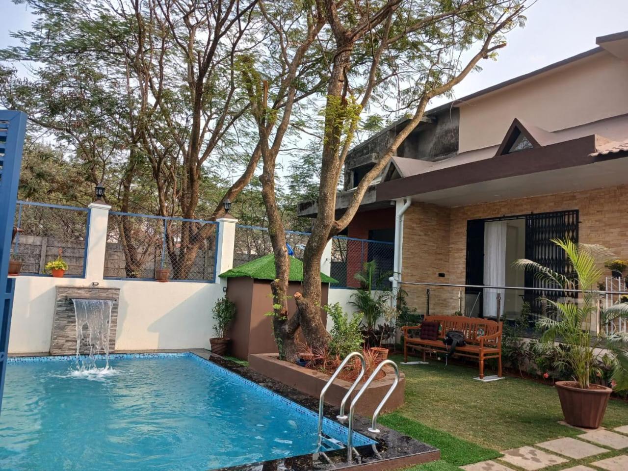 Lavish Villa - 3 Bhk Pool With Lawn Lonavala Extérieur photo